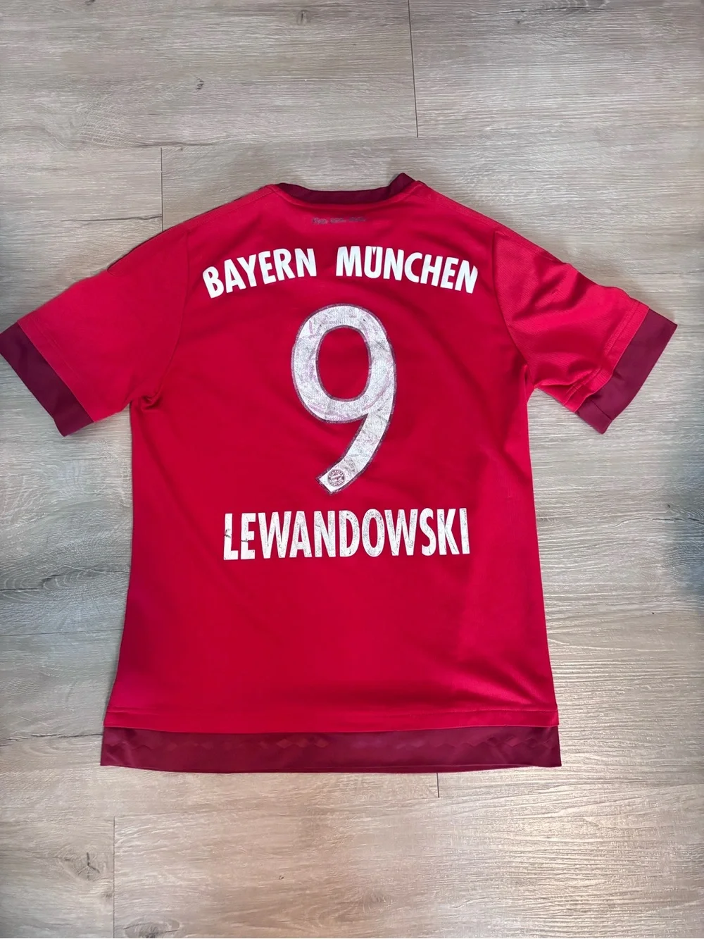 Bayern Munich Home Football Jersey 2015 2016 |  Lewandowski | #9